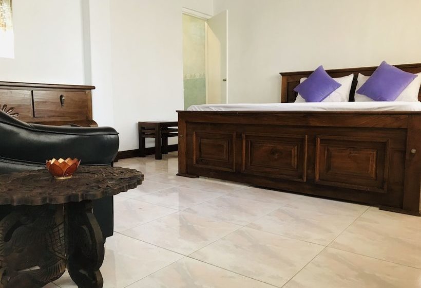 Bed & Breakfast The Colombo Seven