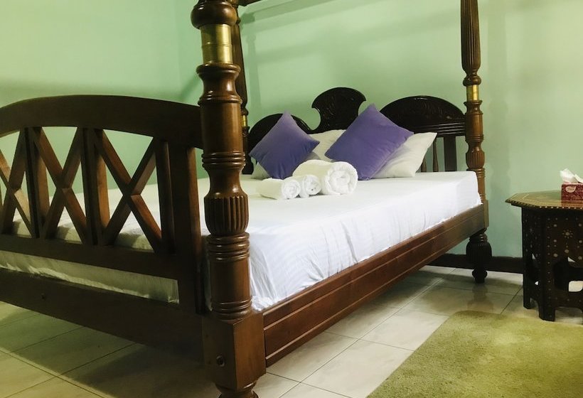 Bed & Breakfast The Colombo Seven