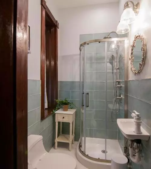 George Washington Wood Bed & Breakfast