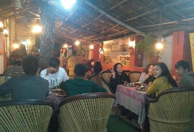 בית מלון כפרי Chit Chat Guest House