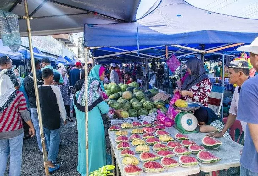 モーテル Pertama Lodge