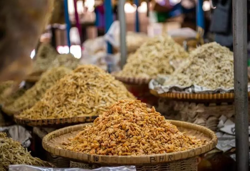 モーテル Pertama Lodge