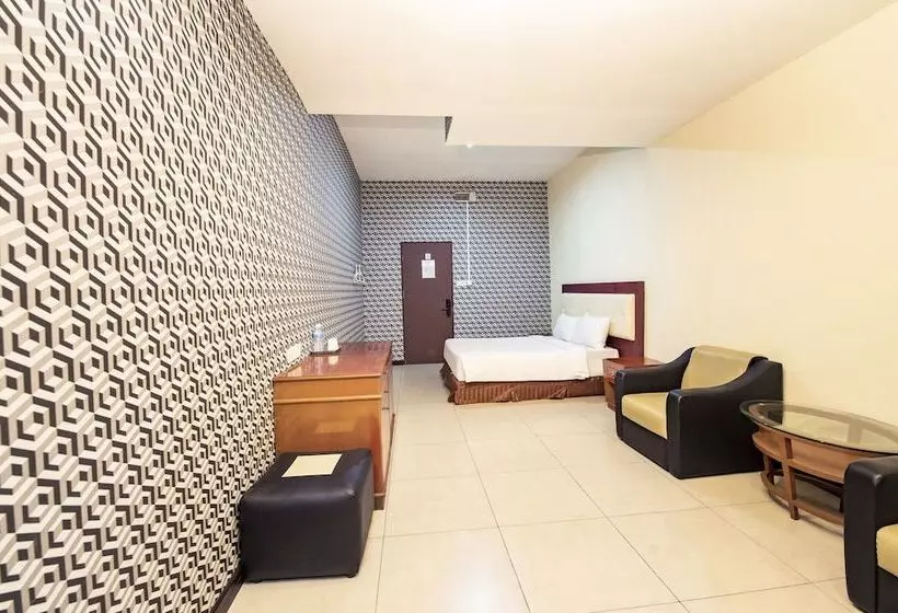 モーテル Pertama Lodge