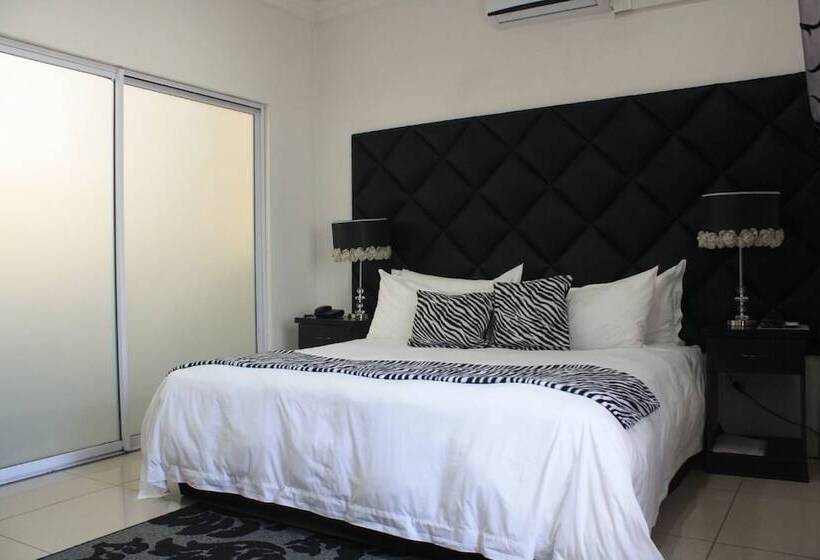 בית מלון כפרי Big Ben Lodge