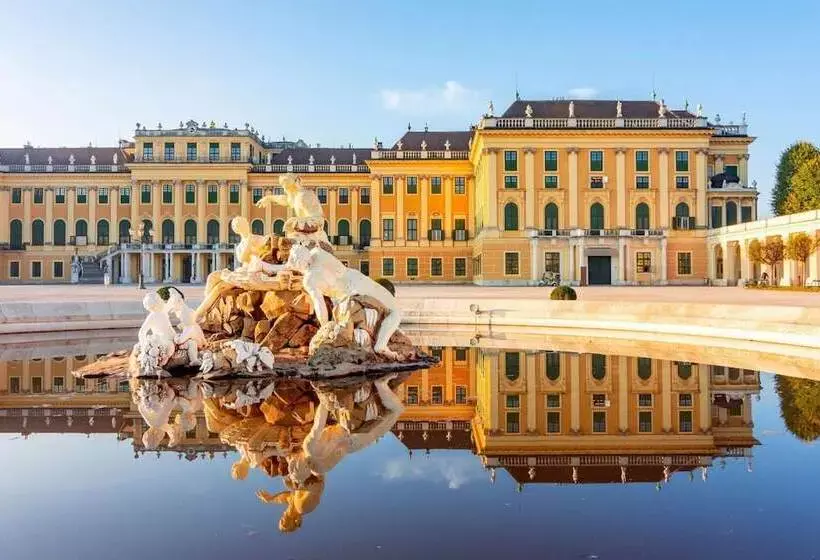 هتل Ibercity Wien Schönbrunn