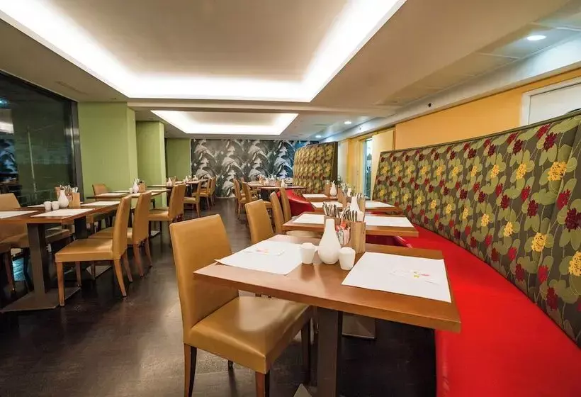 هتل Ibercity Wien Schönbrunn