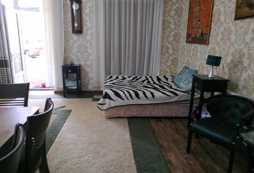 Bed & Breakfast Mini Hotel Home