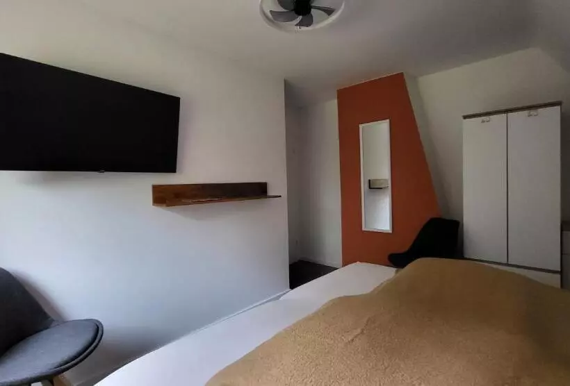 Aamiaismajoitus (B&B) Ullas Gästehaus