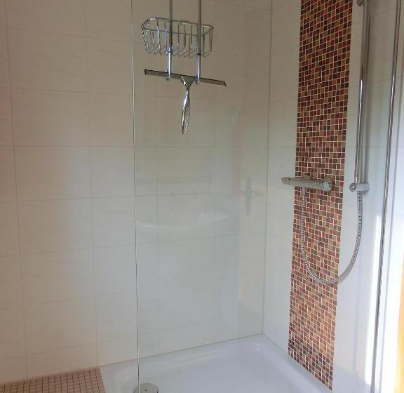 مبيت وإفطار Ullas Gästehaus