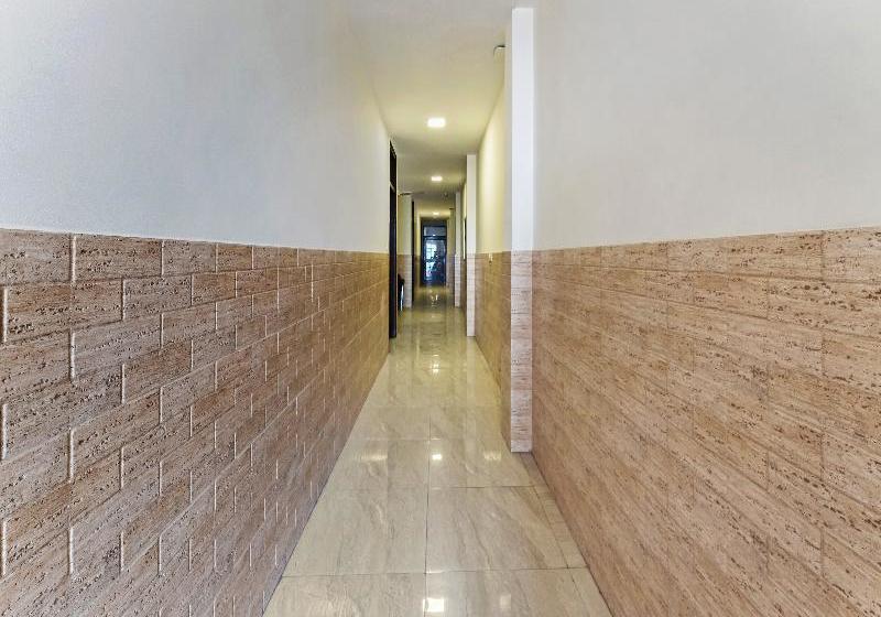 Fotos del hotel Silverkey Executive Stays 19389 Divine Inn:  2