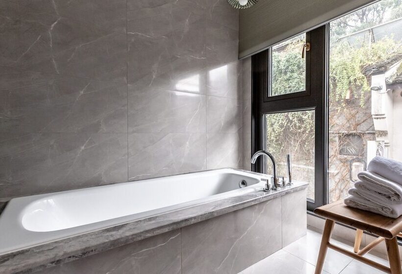 膳宿费 Cheng Zhai