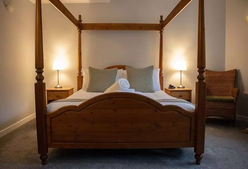 The Rosedale Hotel & Restaurant