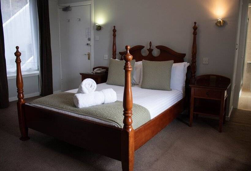 The Rosedale Hotel & Restaurant