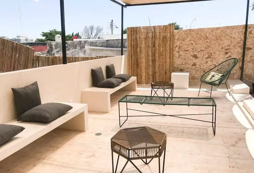 تختخواب و صبحانه Kuka Y Naranjo