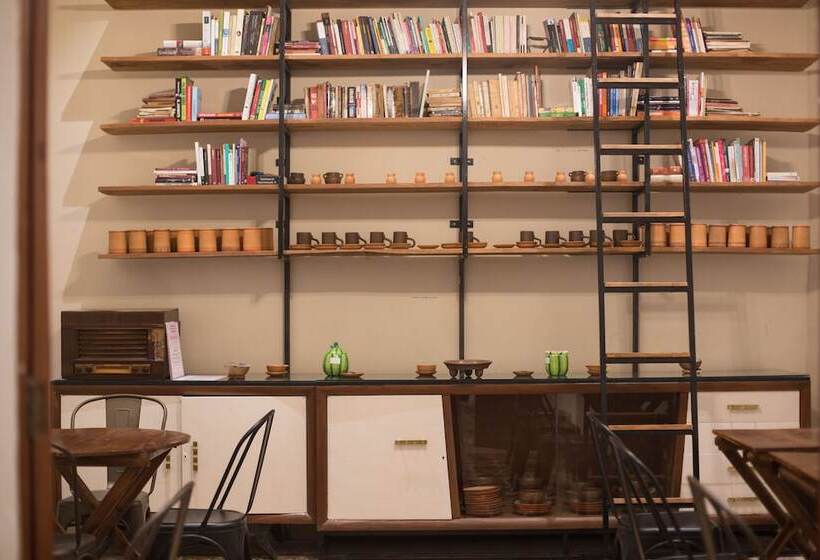 تختخواب و صبحانه Kuka Y Naranjo