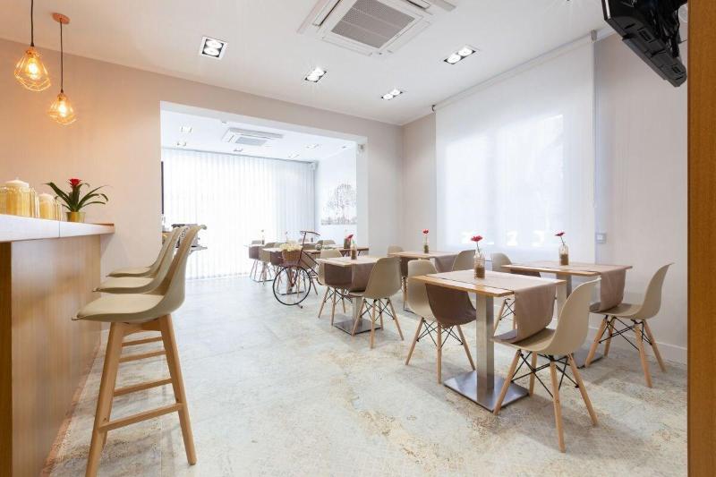 هتل Urban Sabadell