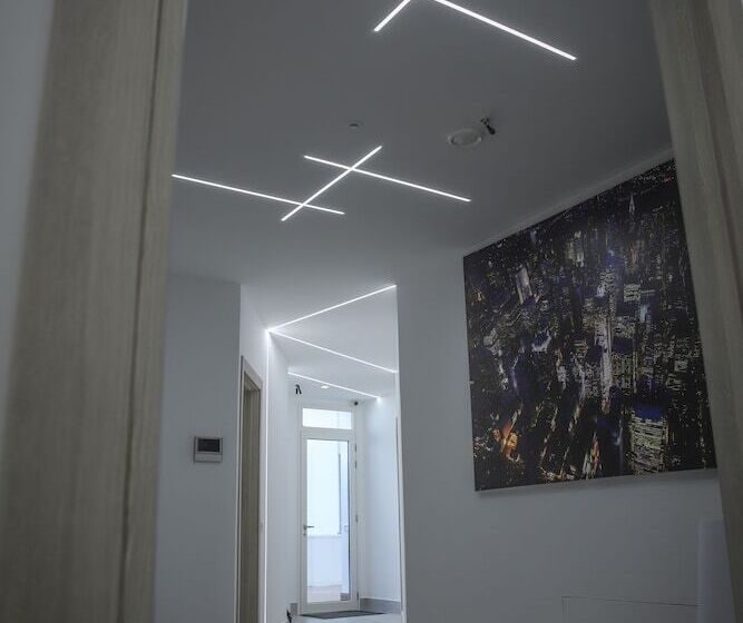 تختخواب و صبحانه Urban Relax