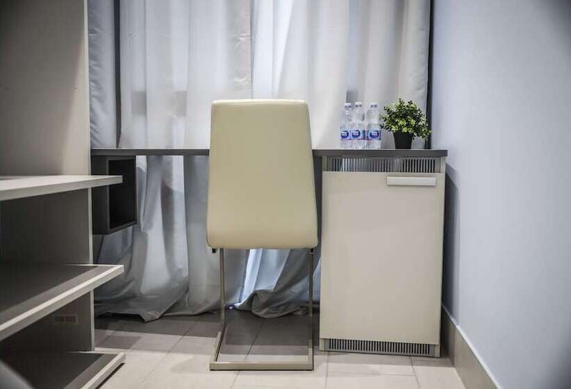 تختخواب و صبحانه Urban Relax