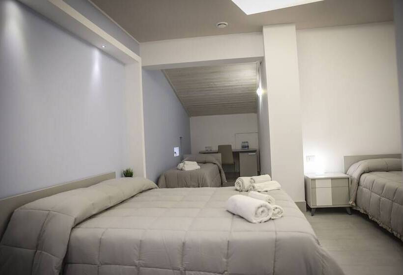 تختخواب و صبحانه Urban Relax