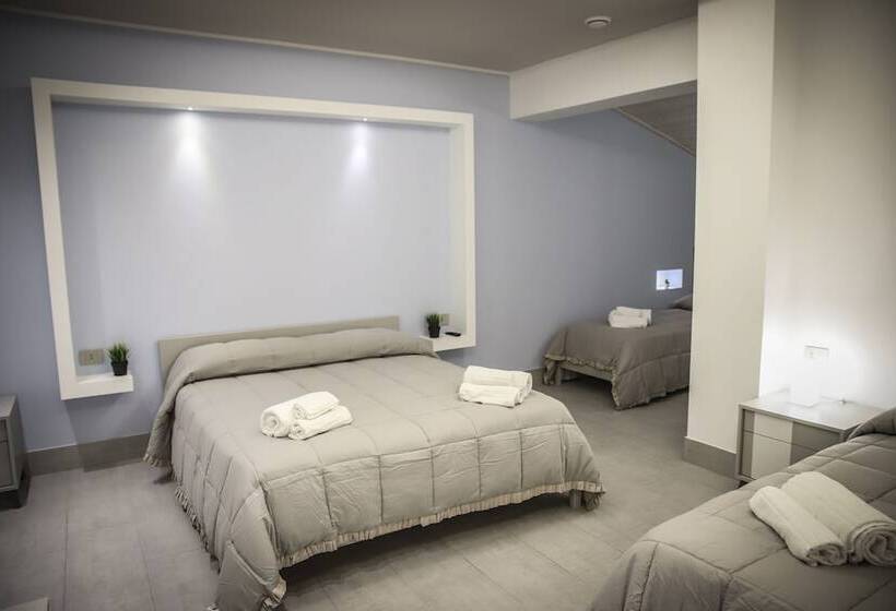 تختخواب و صبحانه Urban Relax