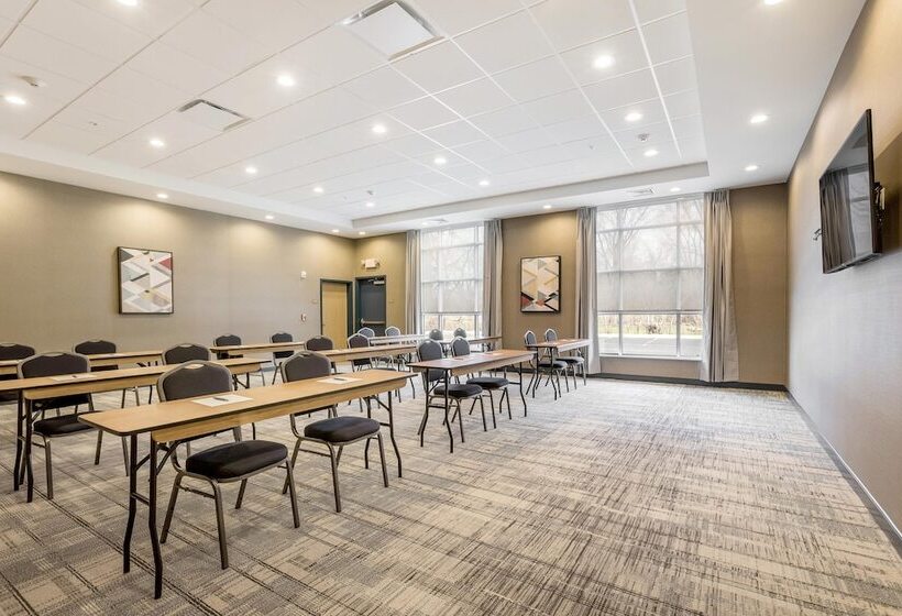 فندق Four Points By Sheraton Elkhart