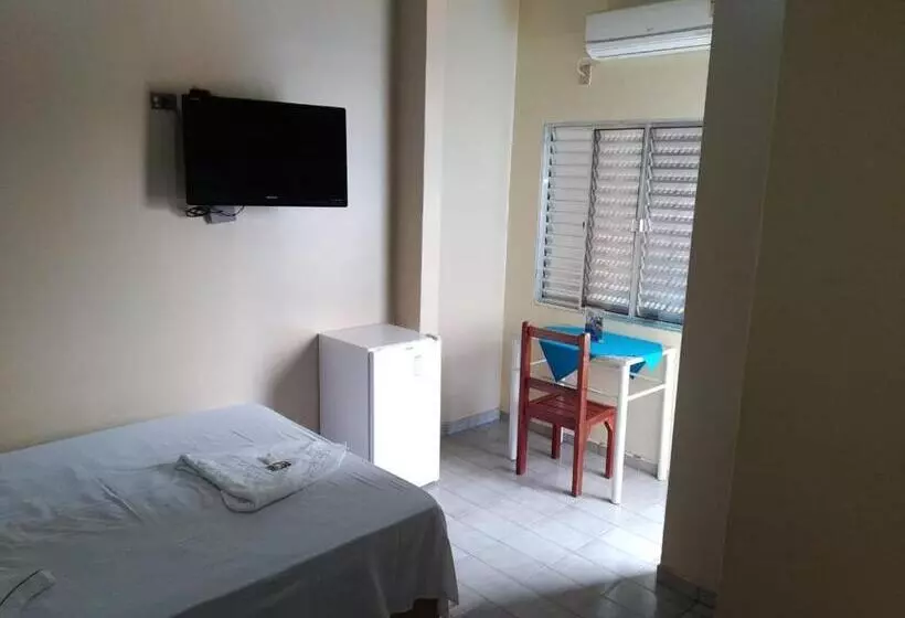 ホテル Frontier Palace