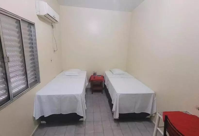 ホテル Frontier Palace