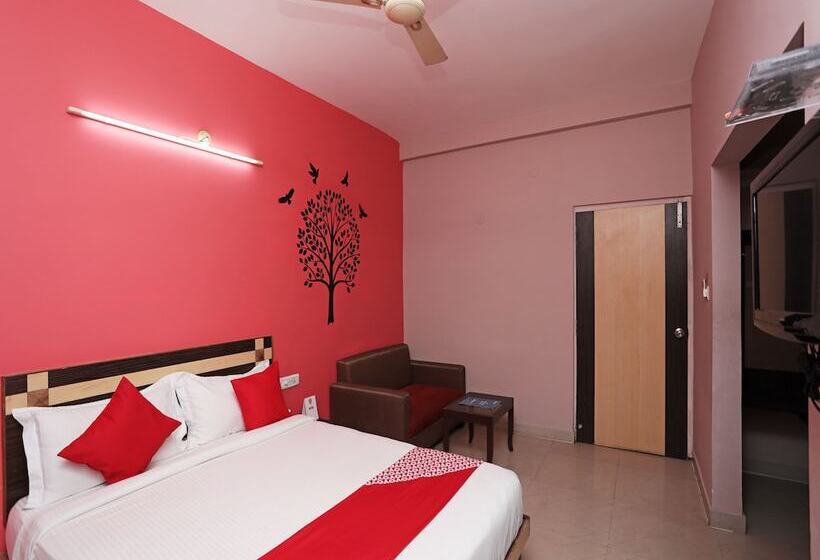 هتل Janaki Residency