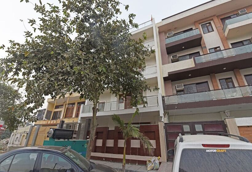 호텔 Oyo 19525 Rg Corporate Suites