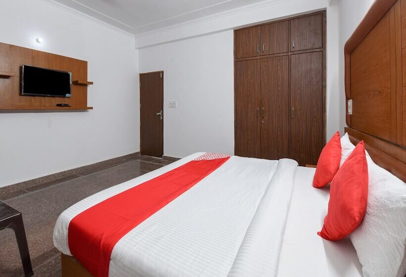 호텔 Oyo 19525 Rg Corporate Suites