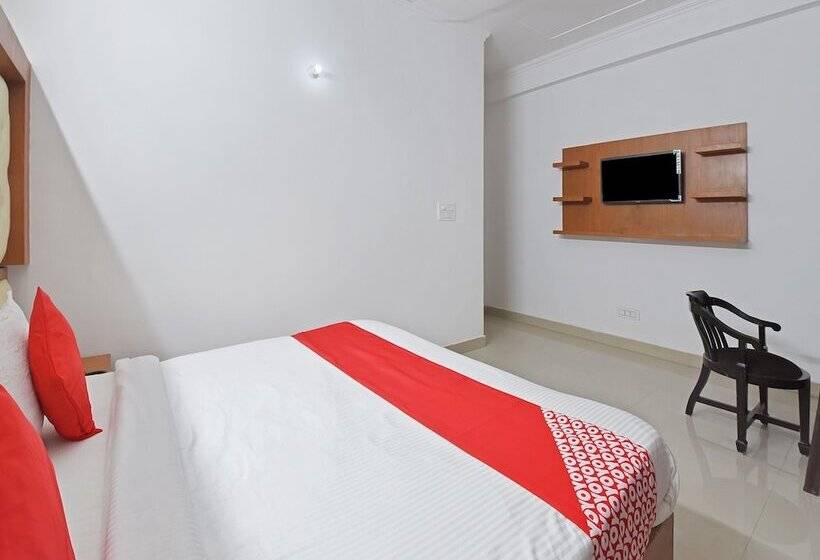 호텔 Oyo 19525 Rg Corporate Suites