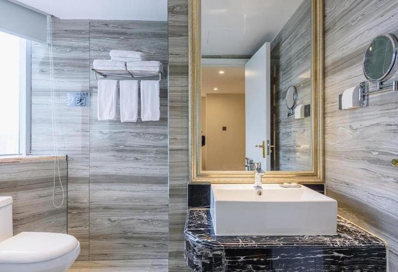 בית מלון כפרי Ramada Encore Wyndham Nanning City Center