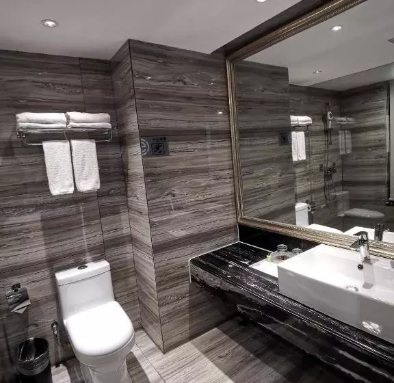 Hotelli Ramada Encore Wyndham Nanning City Center