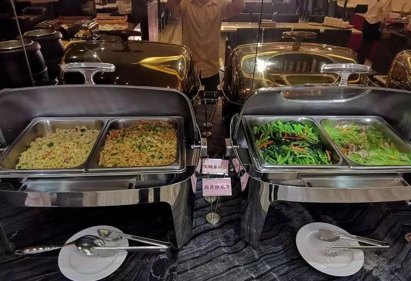 Hotelli Ramada Encore Wyndham Nanning City Center