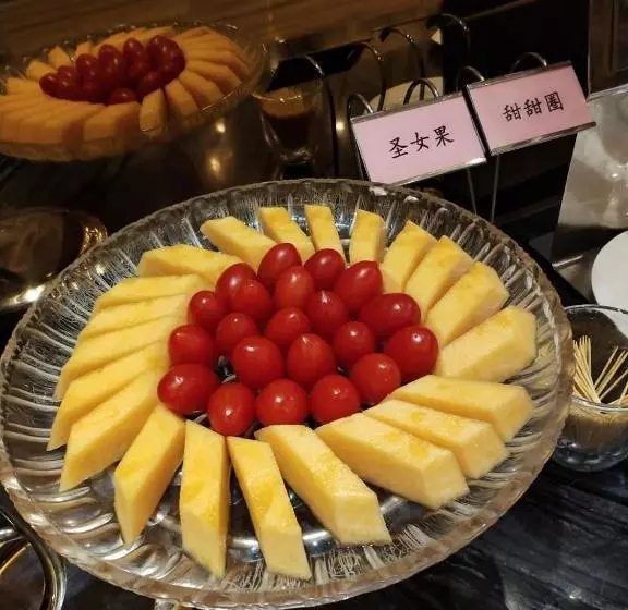 Hotelli Ramada Encore Wyndham Nanning City Center