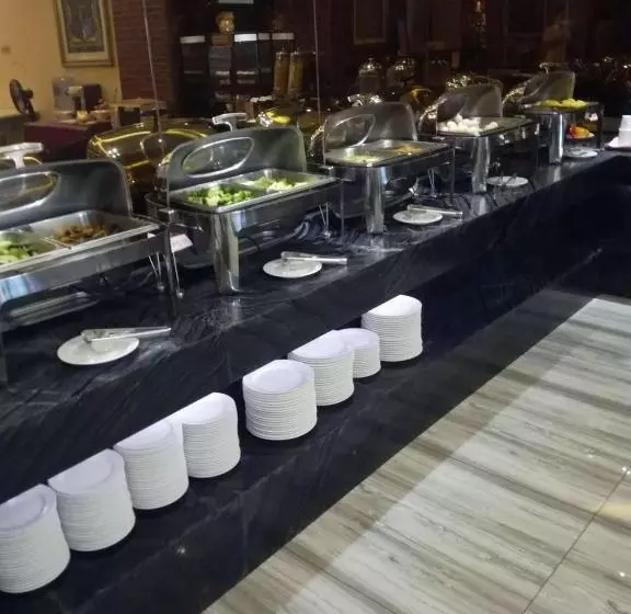 Hotelli Ramada Encore Wyndham Nanning City Center