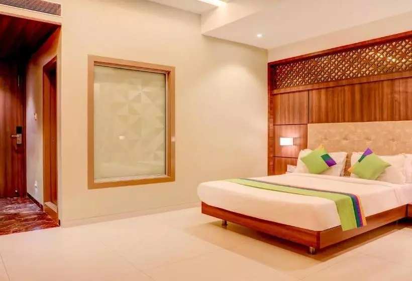 ホテル Treebo Trend Mathoshree