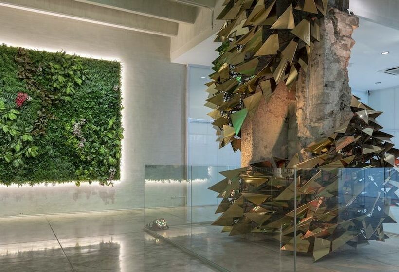 فندق Zen Premium Magallanes Makati