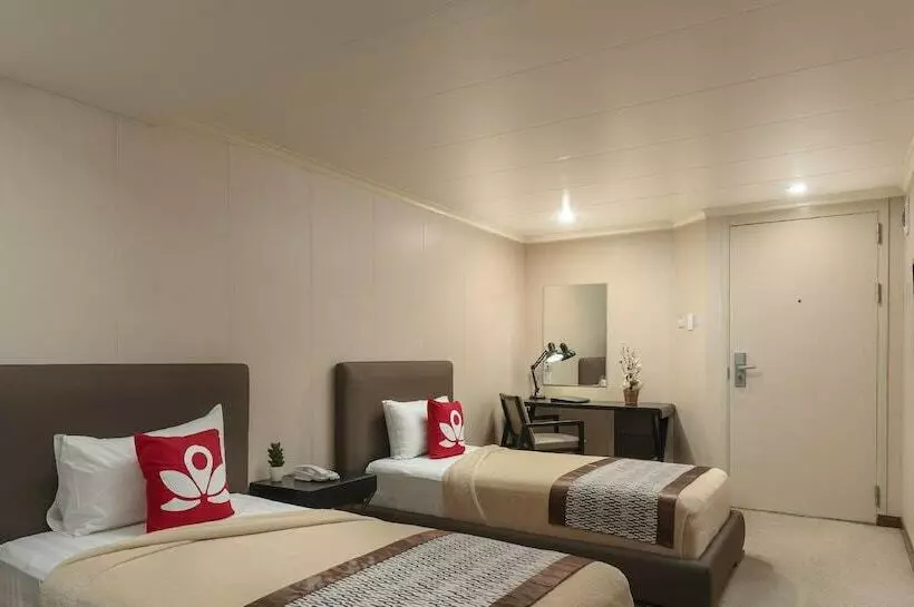 ホテル Zen Premium Magallanes Makati