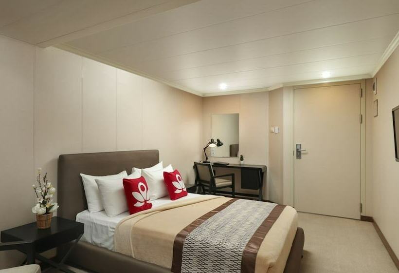 فندق Zen Premium Magallanes Makati