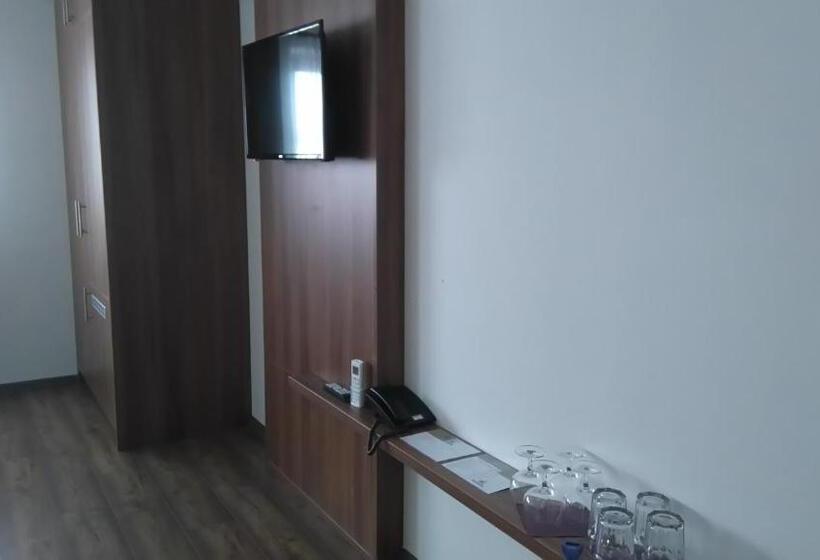 Pensão Motorest U Kola