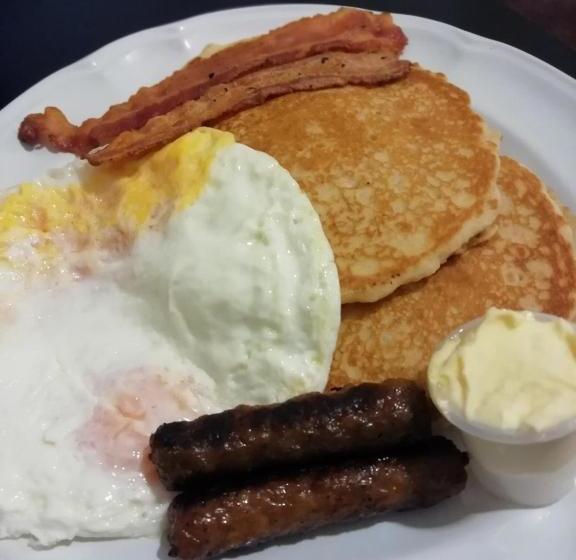 هاستل Casa Cantares