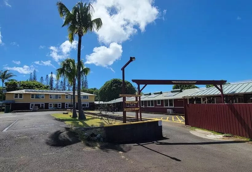 Retkeilymaja Kohala Village Inn