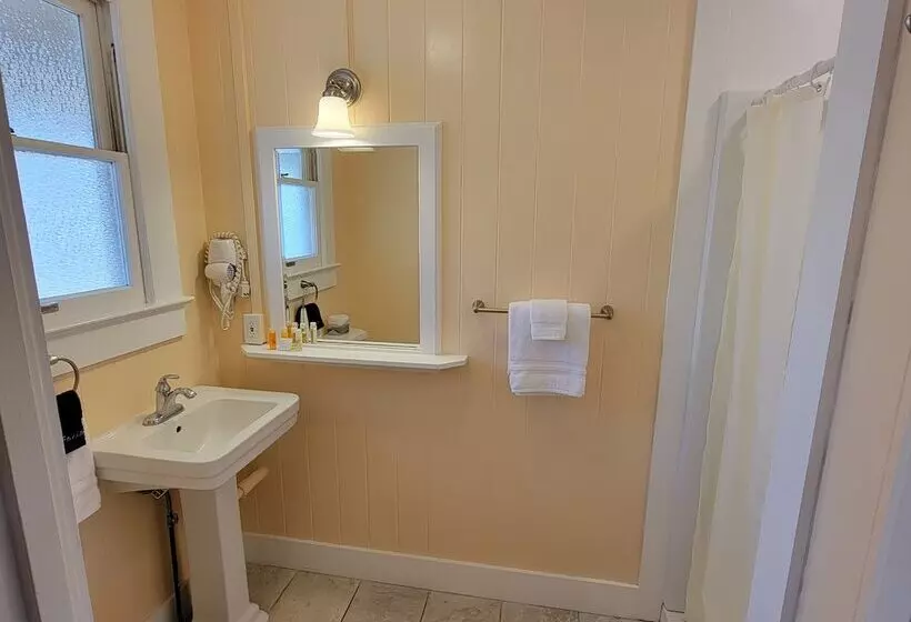 Retkeilymaja Kohala Village Inn