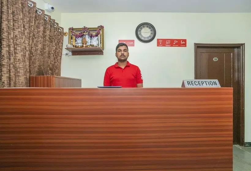 ホテル Oyo 22940 Sri Durga Residency