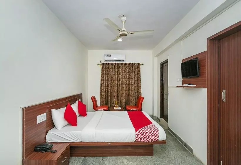 ホテル Oyo 22940 Sri Durga Residency