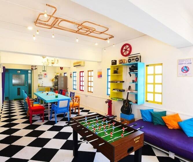 הוסטל Gostops Mumbai