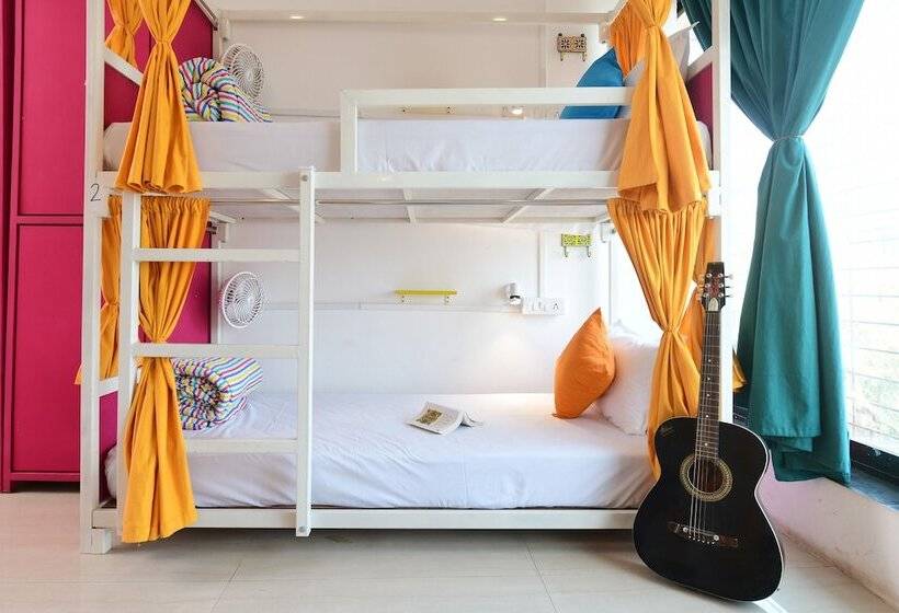 הוסטל Gostops Mumbai