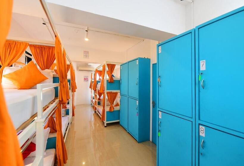 הוסטל Gostops Mumbai