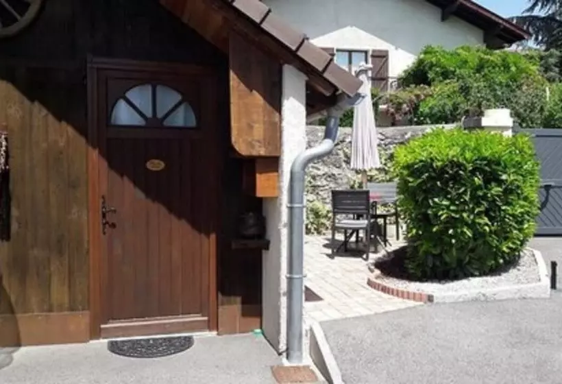 ベッドアンドブレックファースト Le Piou